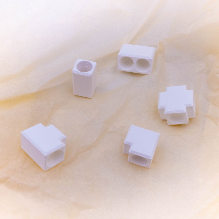 Connecteurs T U X I L | FourmiCurieuse